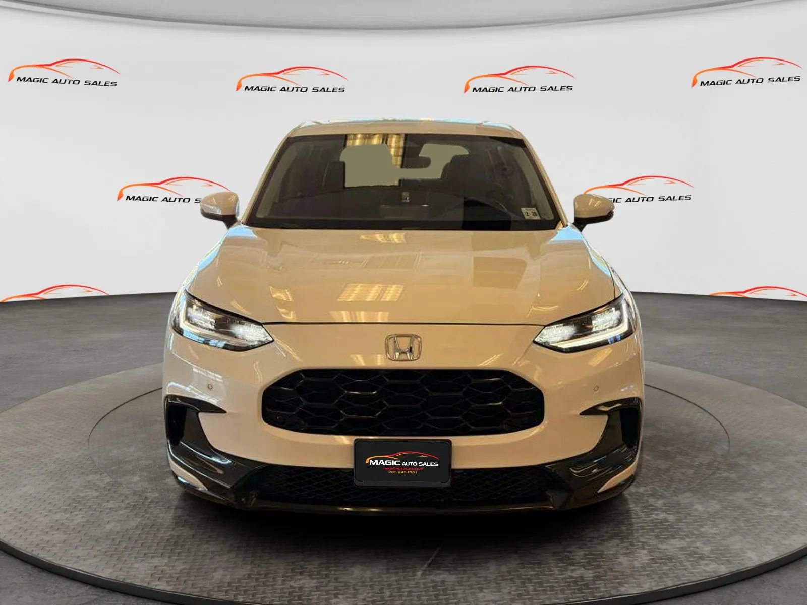 Used 2023 Honda HR-V EX-L image 3