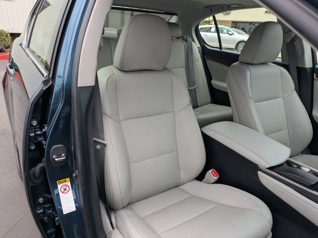Used 2014 Lexus GS 350 w/ Premium Package RWD image 35