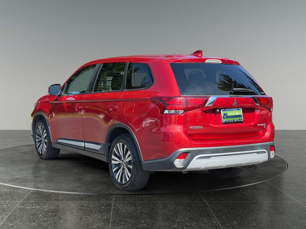 Used 2019 Mitsubishi Outlander SE AWD/4WD image 7