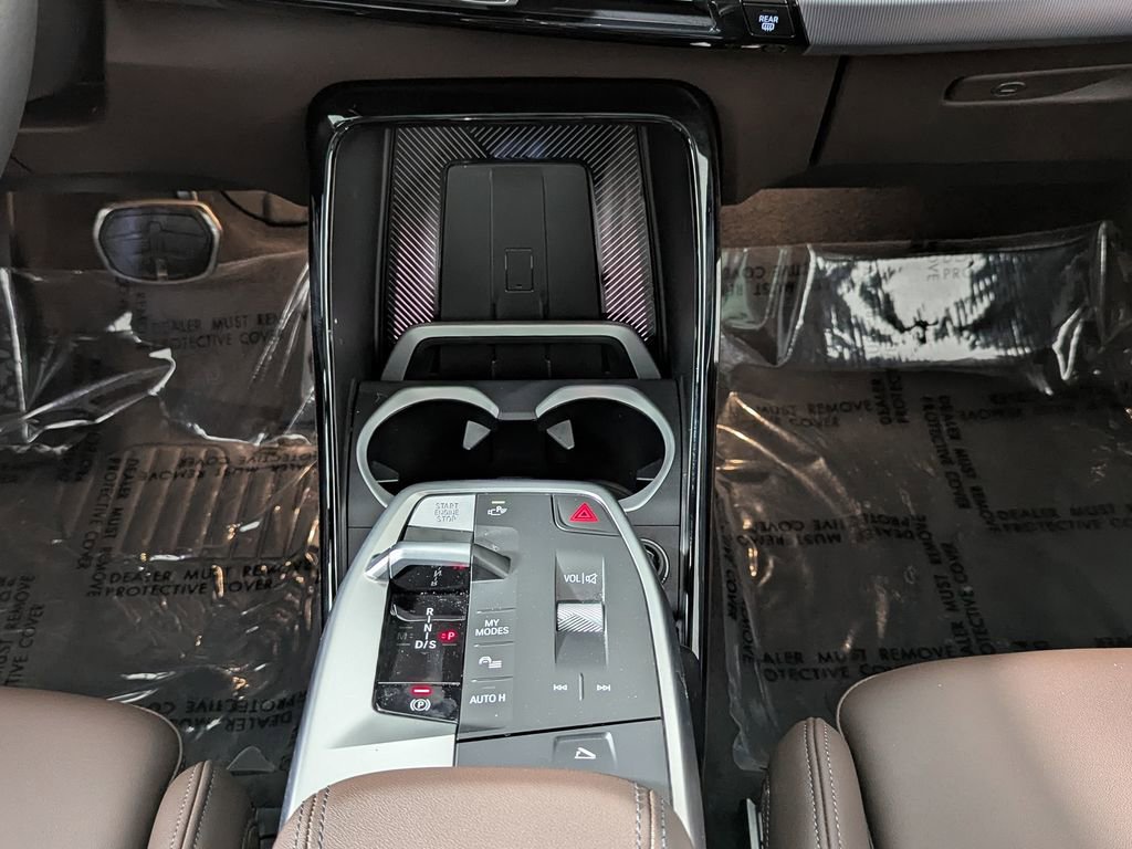 Used 2025 BMW X2 xDrive28i w/ M Sport Package image 38