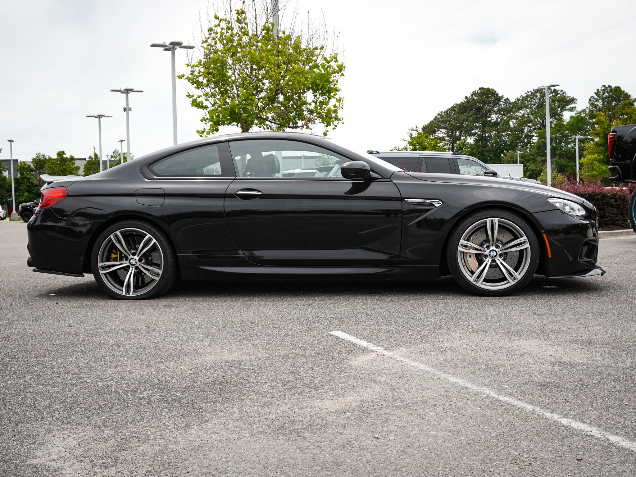 Used 2014 BMW M6 Coupe w/ Executive Package RWD image 11
