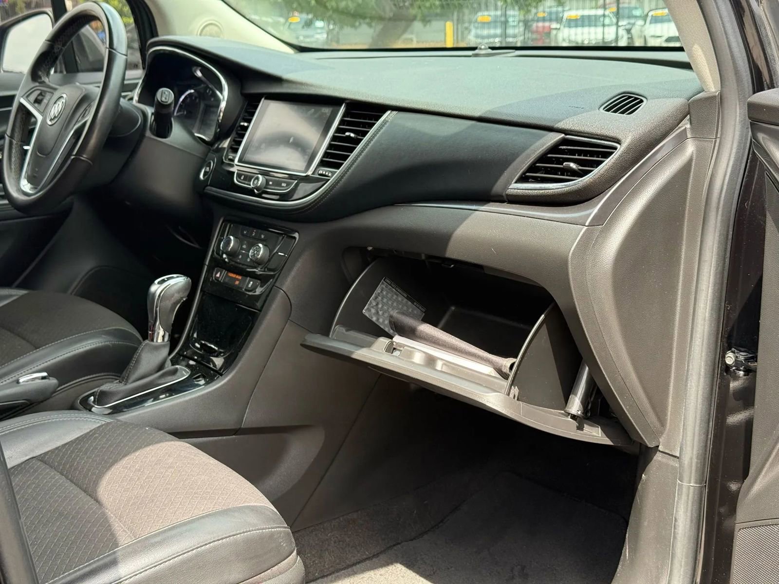 Used 2018 Buick Encore Preferred image 12