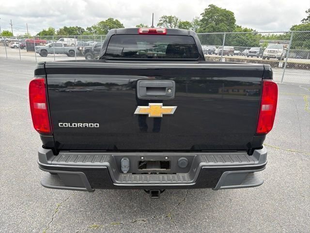Used 2015 Chevrolet Colorado Z71 AWD/4WD image 3