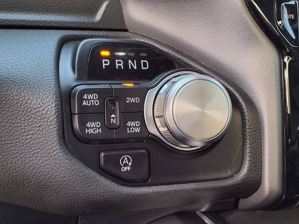 Used 2021 RAM 1500 Laramie w/ Sport Appearance Package AWD/4WD image 29