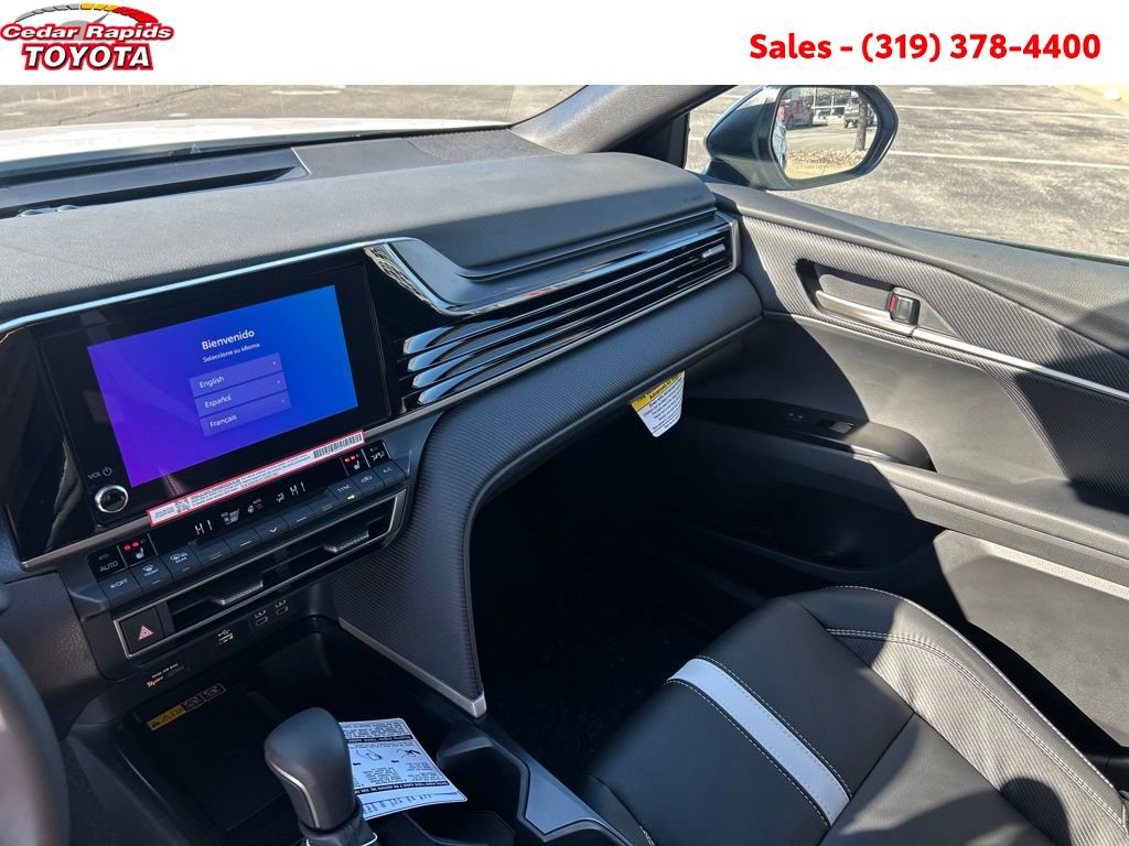 New 2026 Toyota Camry Hybrid image 16