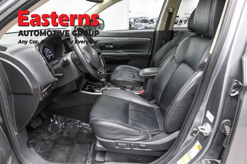 Used 2020 Mitsubishi Outlander SEL image 14