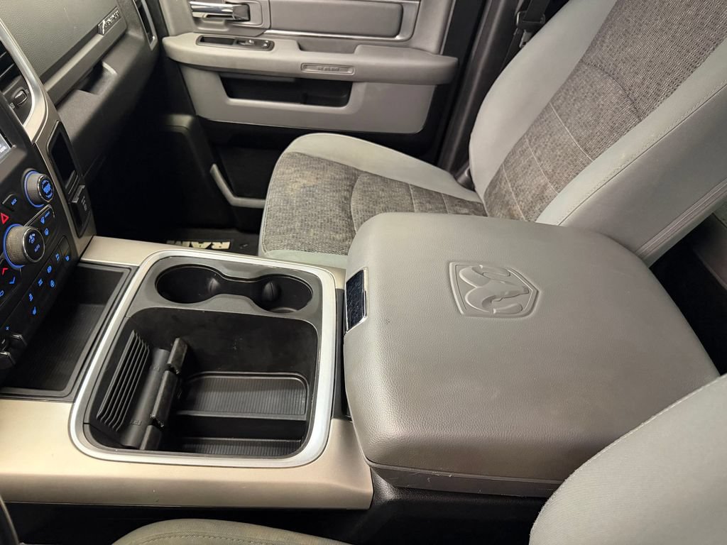 Used 2017 RAM 3500 Big Horn AWD/4WD image 29