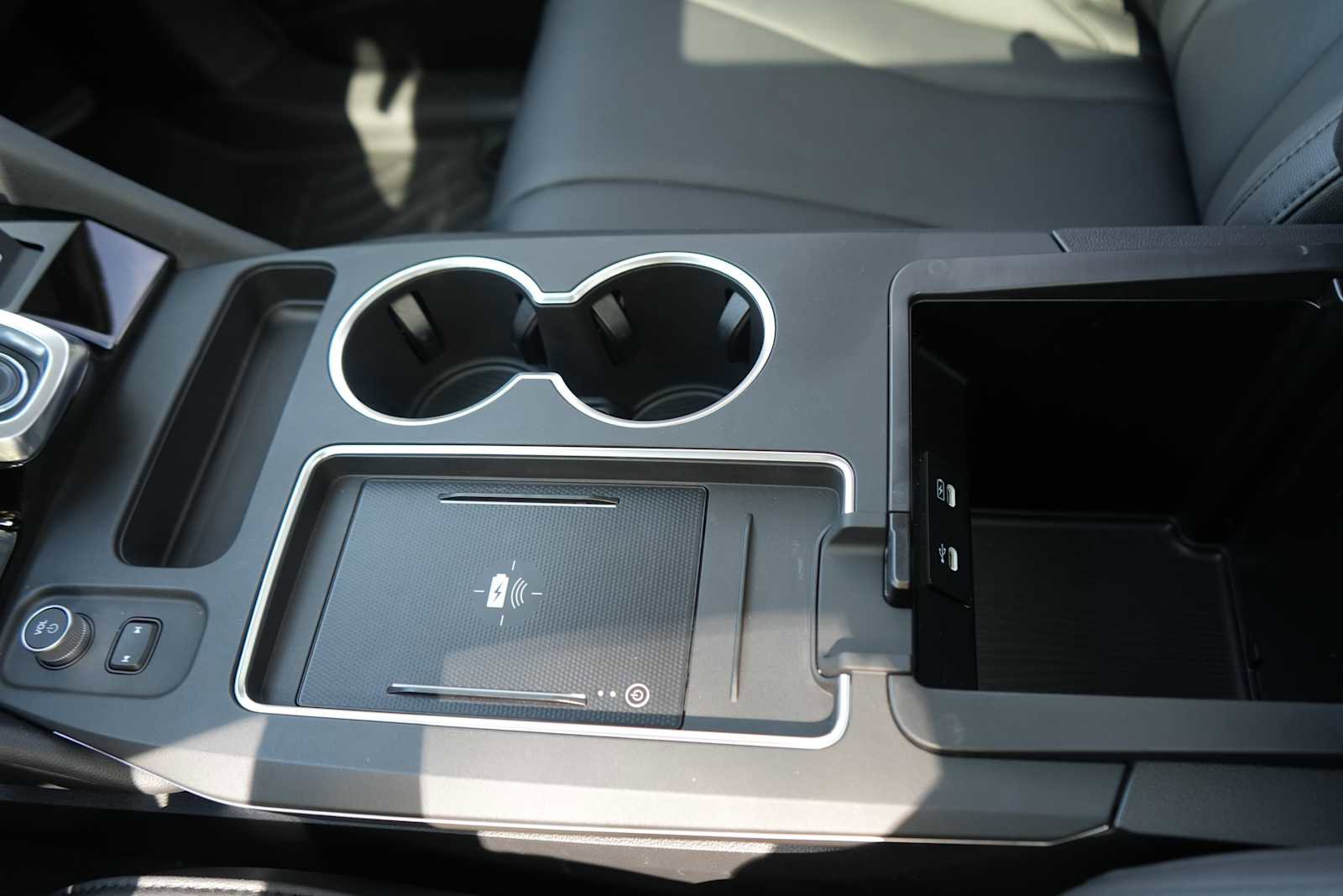 Certified 2025 Acura MDX SH-AWD image 25
