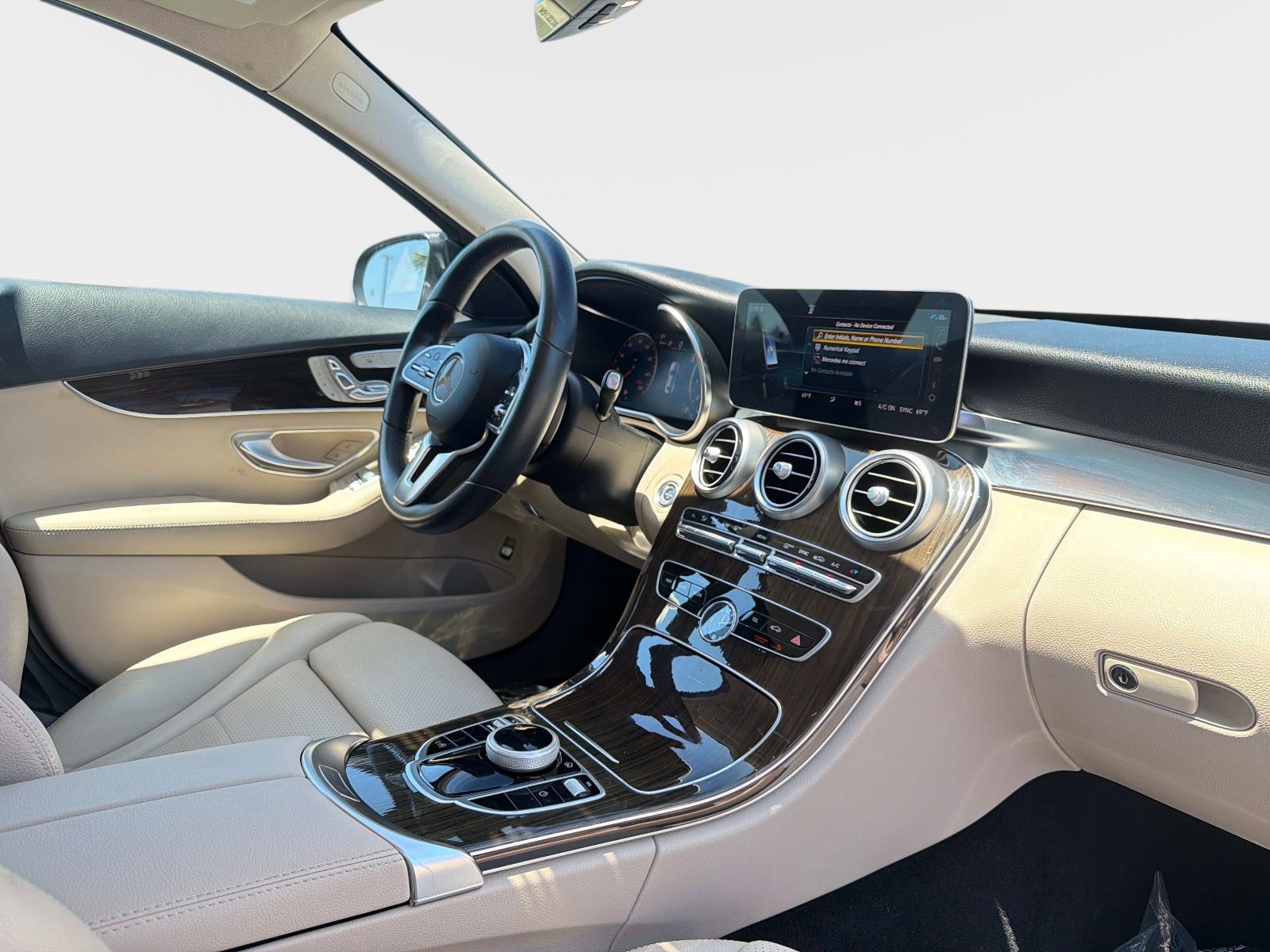 Used 2021 Mercedes-Benz C 300 Sedan image 25