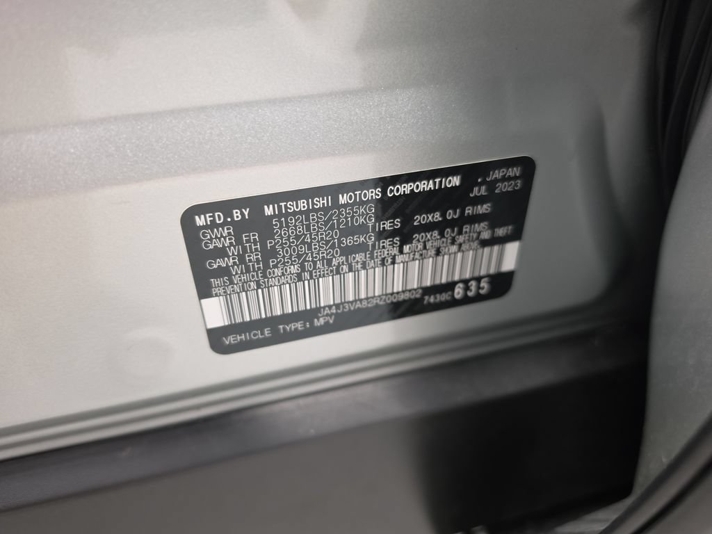 Used 2024 Mitsubishi Outlander SE Black Edition FWD image 38