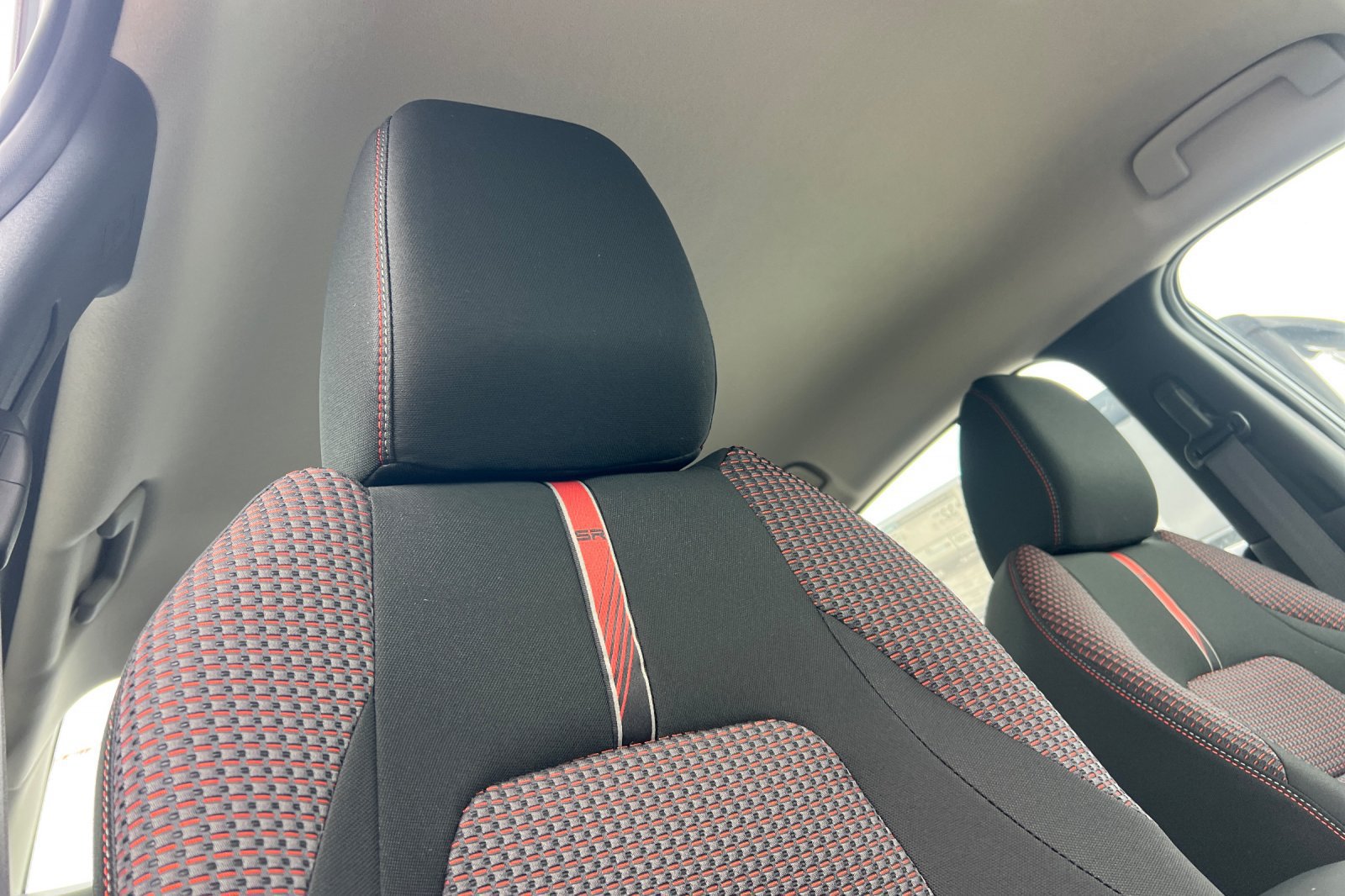New 2027 Nissan Sentra SR w/ Floor Mat Package FWD image 13