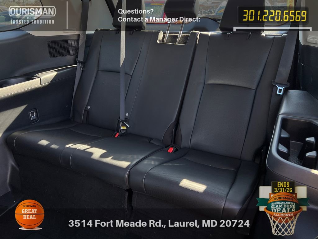 Used 2025 Toyota Grand Highlander AWD image 19