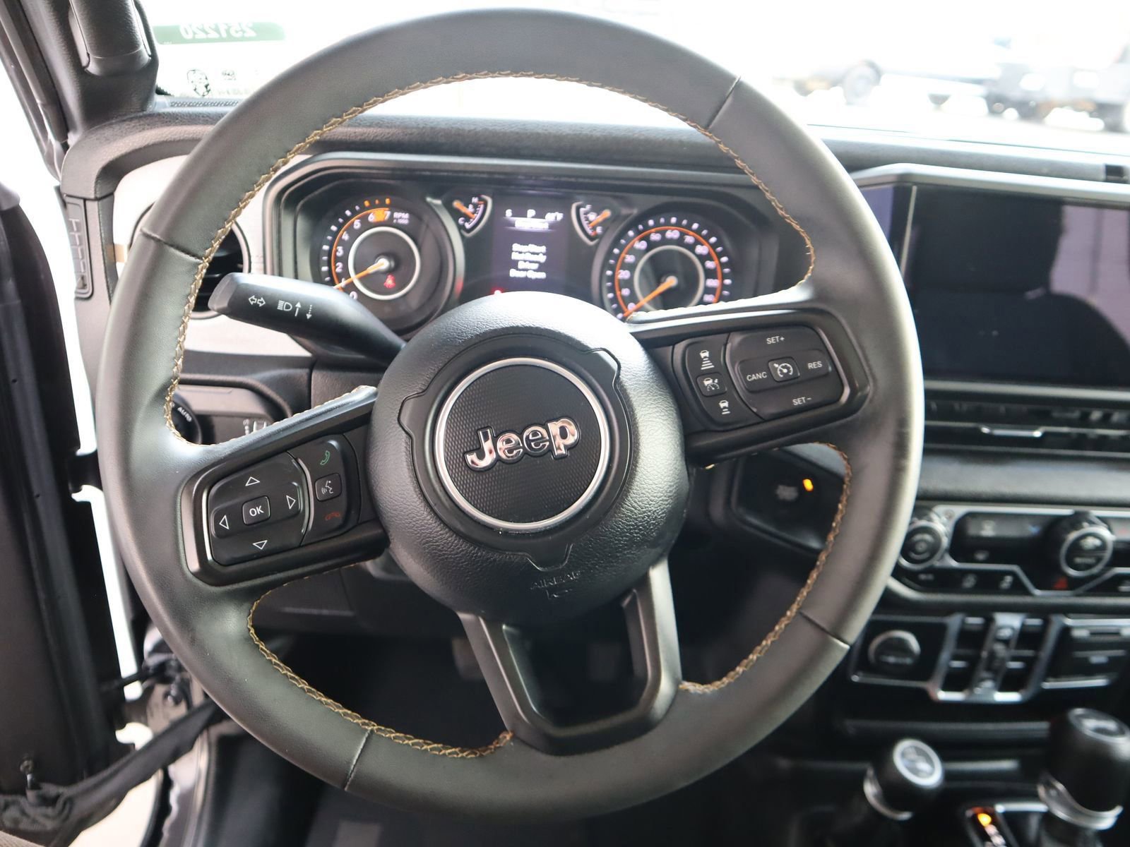 Used 2024 Jeep Wrangler Sport S image 40