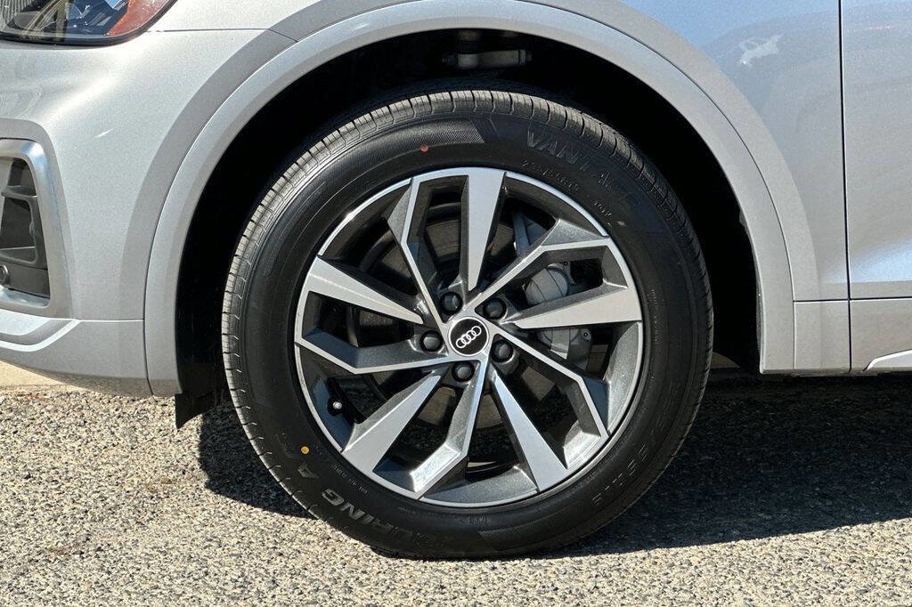 Used 2022 Audi Q5 2.0T Premium Plus image 25