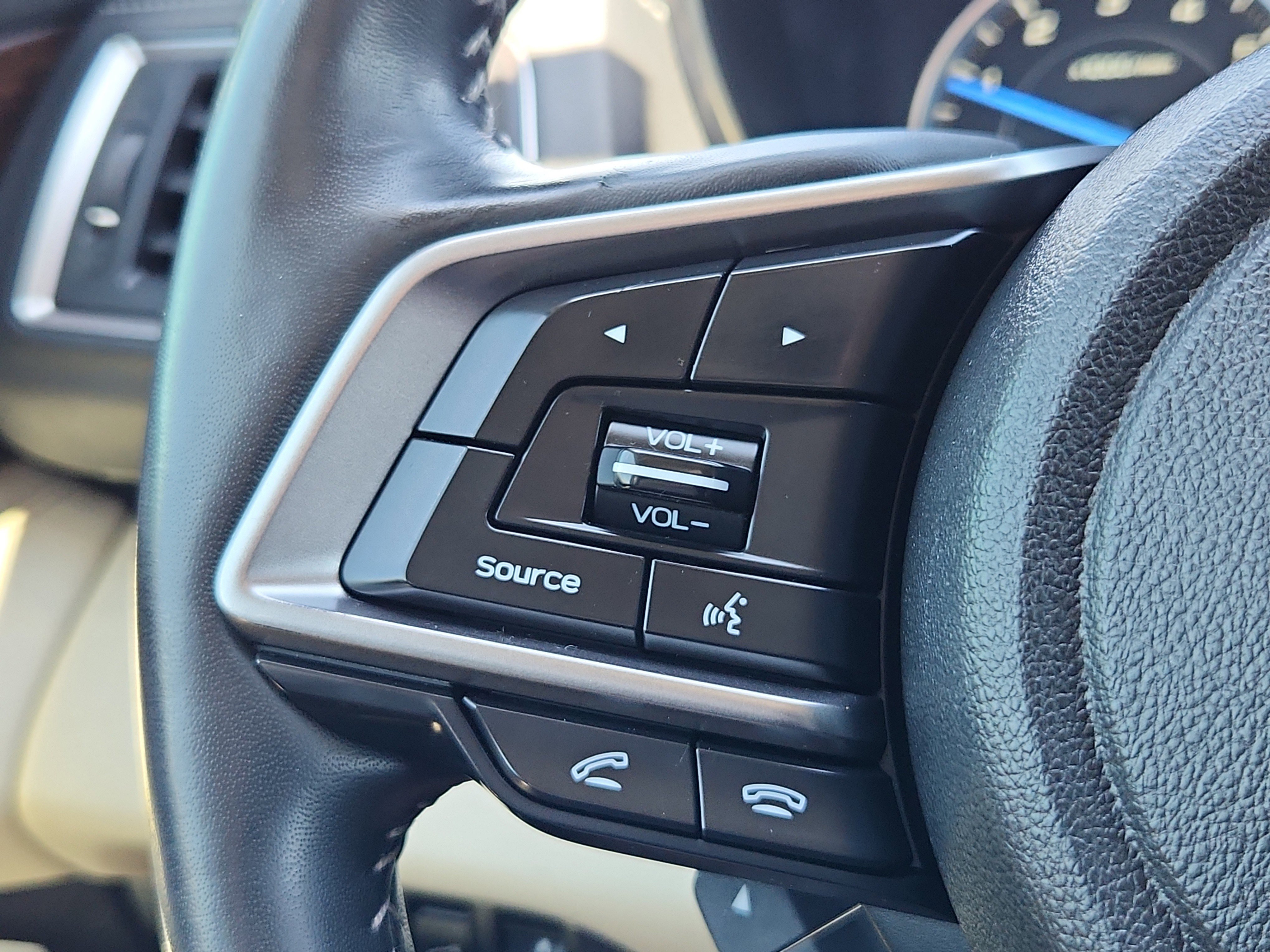 Used 2020 Subaru Ascent Touring AWD/4WD image 26