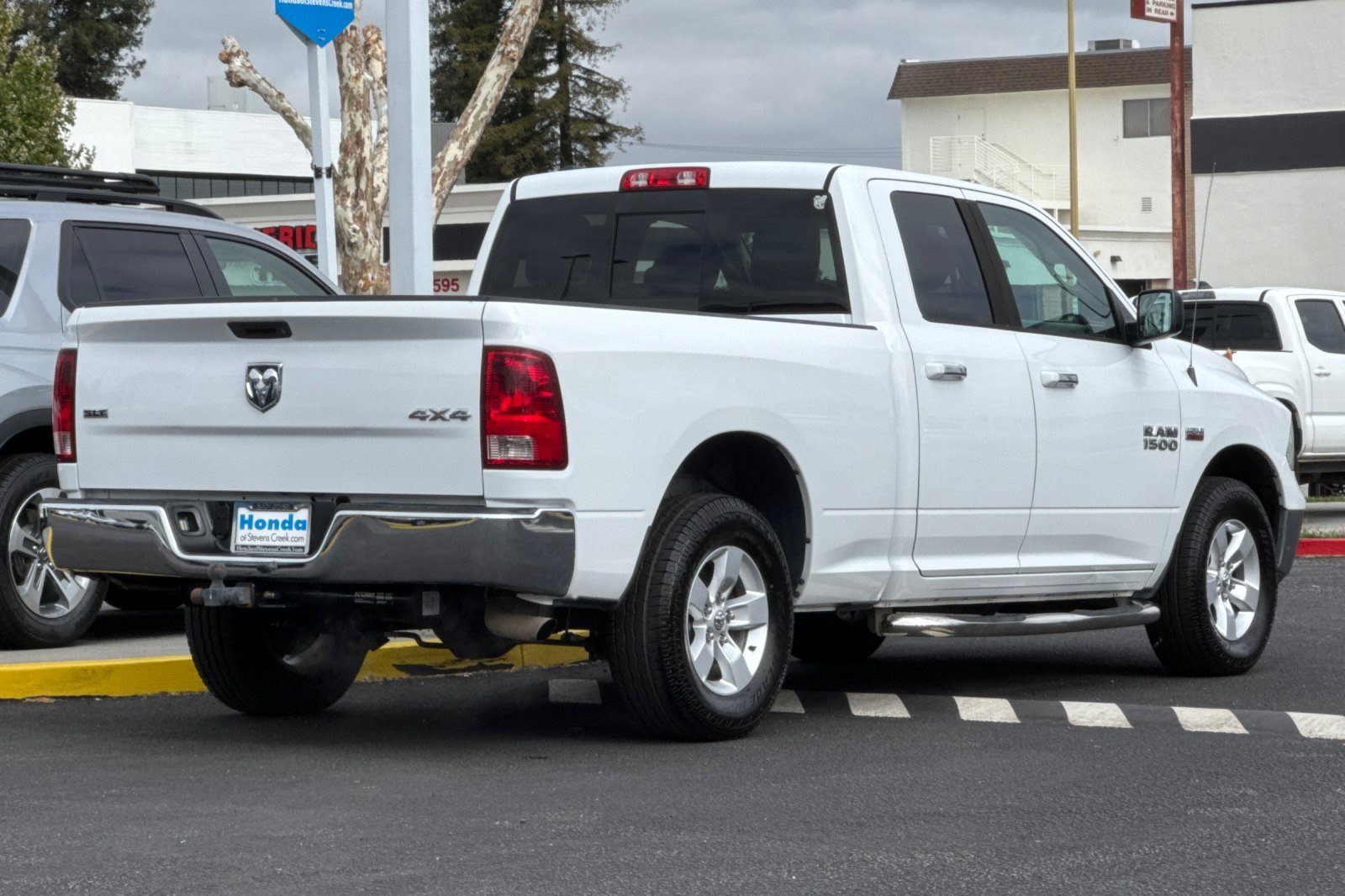 Used 2014 RAM 1500 Classic SLT AWD/4WD image 9