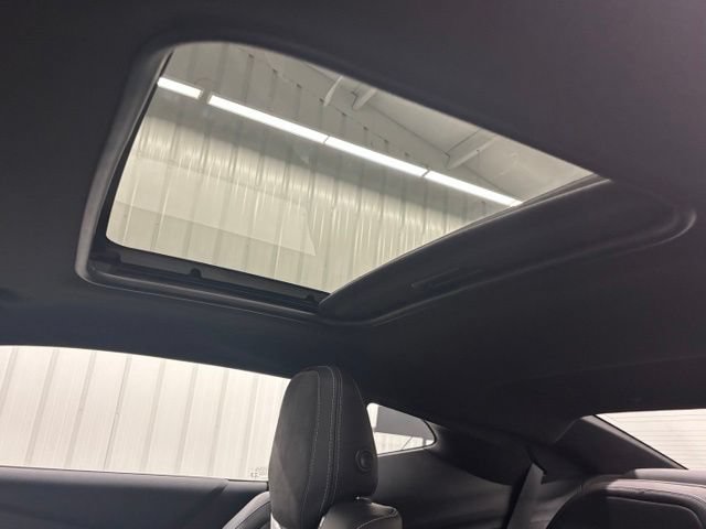 Used 2022 Chevrolet Camaro SS RWD image 32