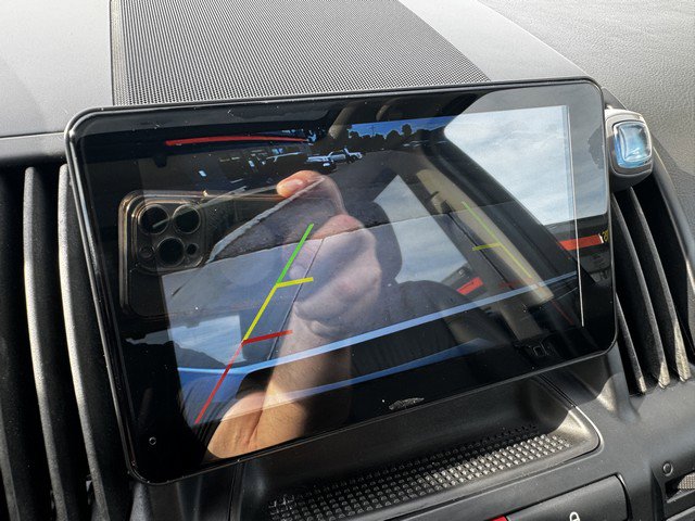 Used 2011 Land Rover LR2 HSE image 27