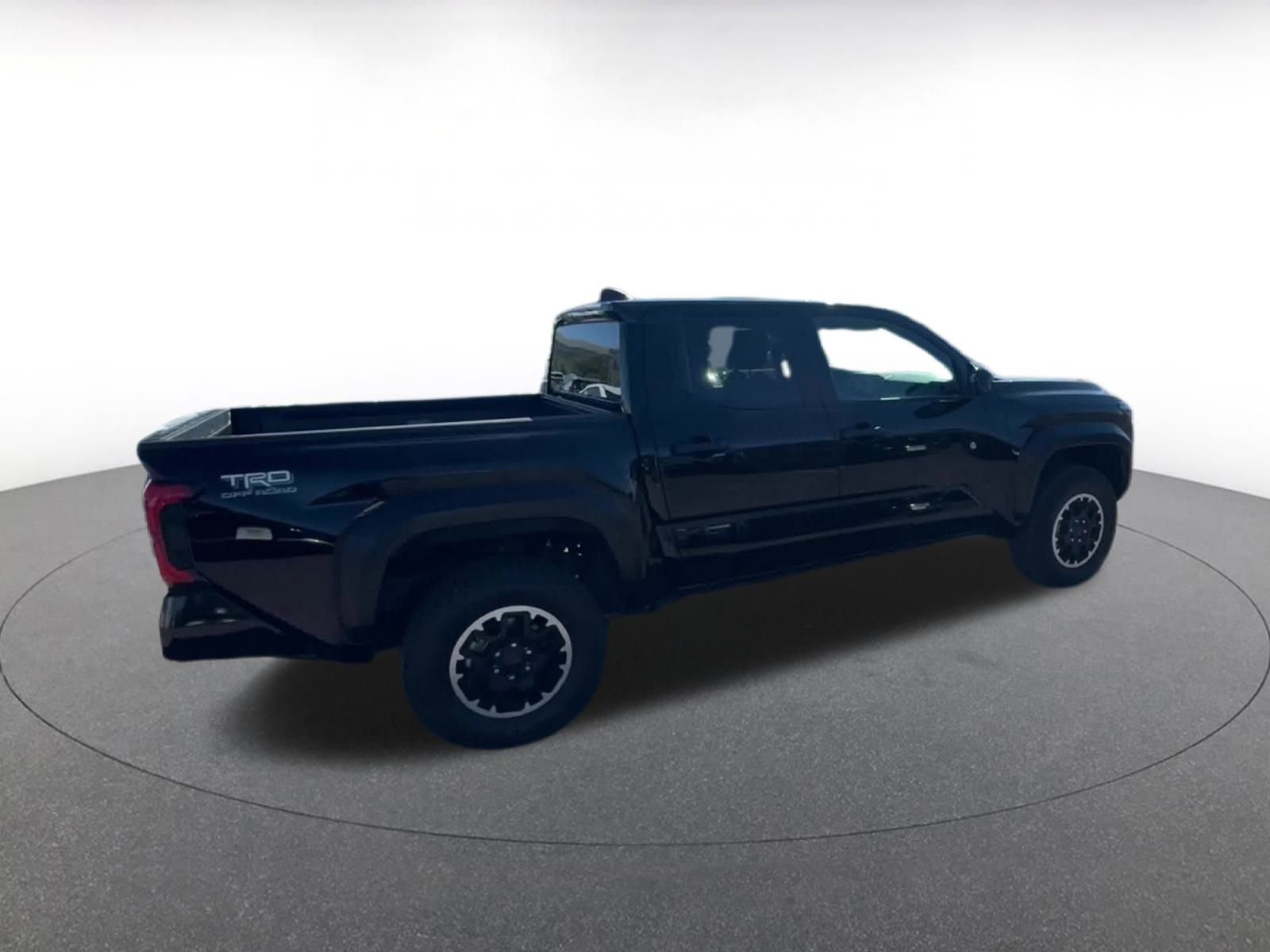 Used 2025 Toyota Tacoma TRD Off-Road image 15