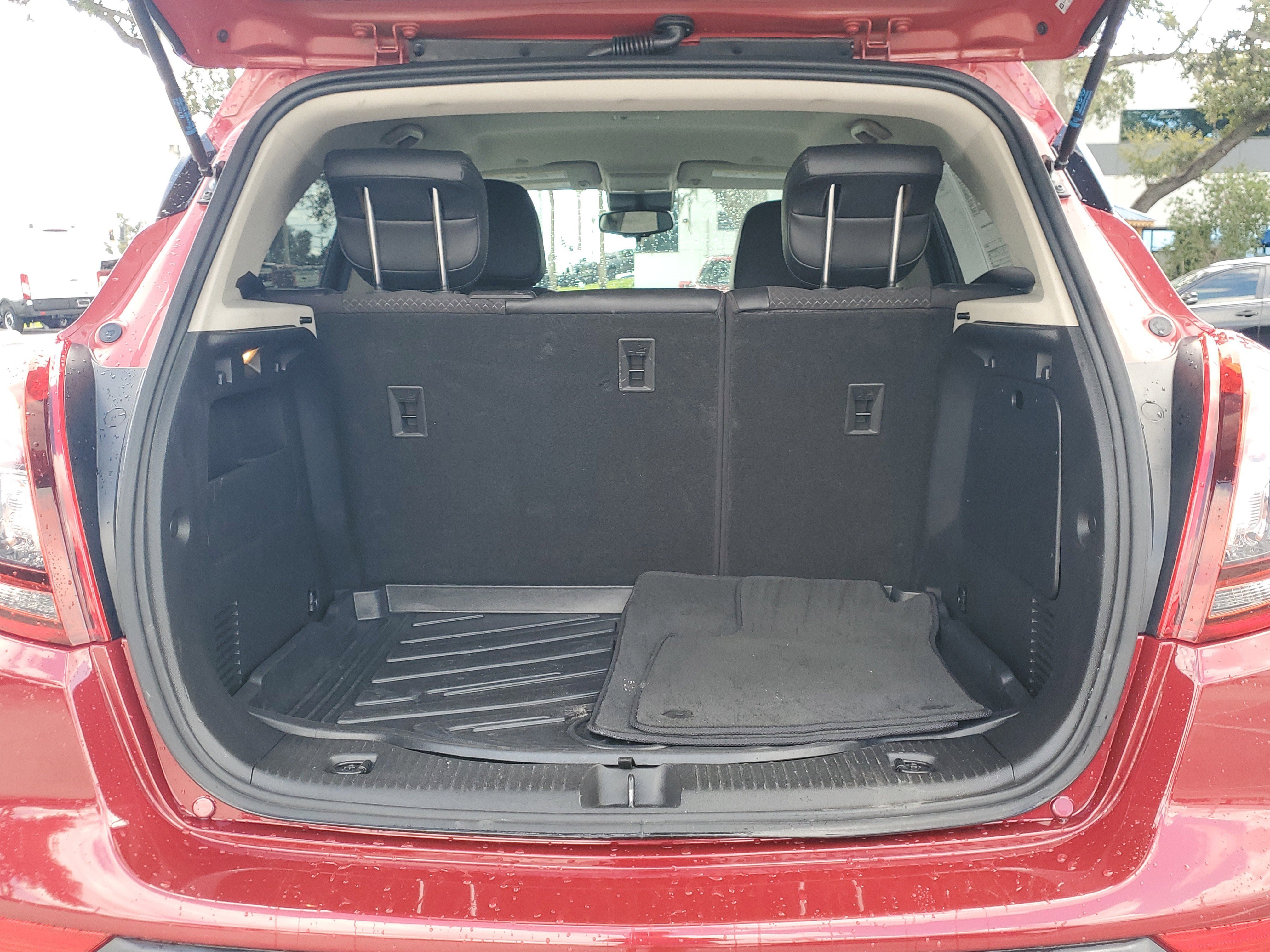 Used 2019 Buick Encore Preferred w/ Safety Package image 10