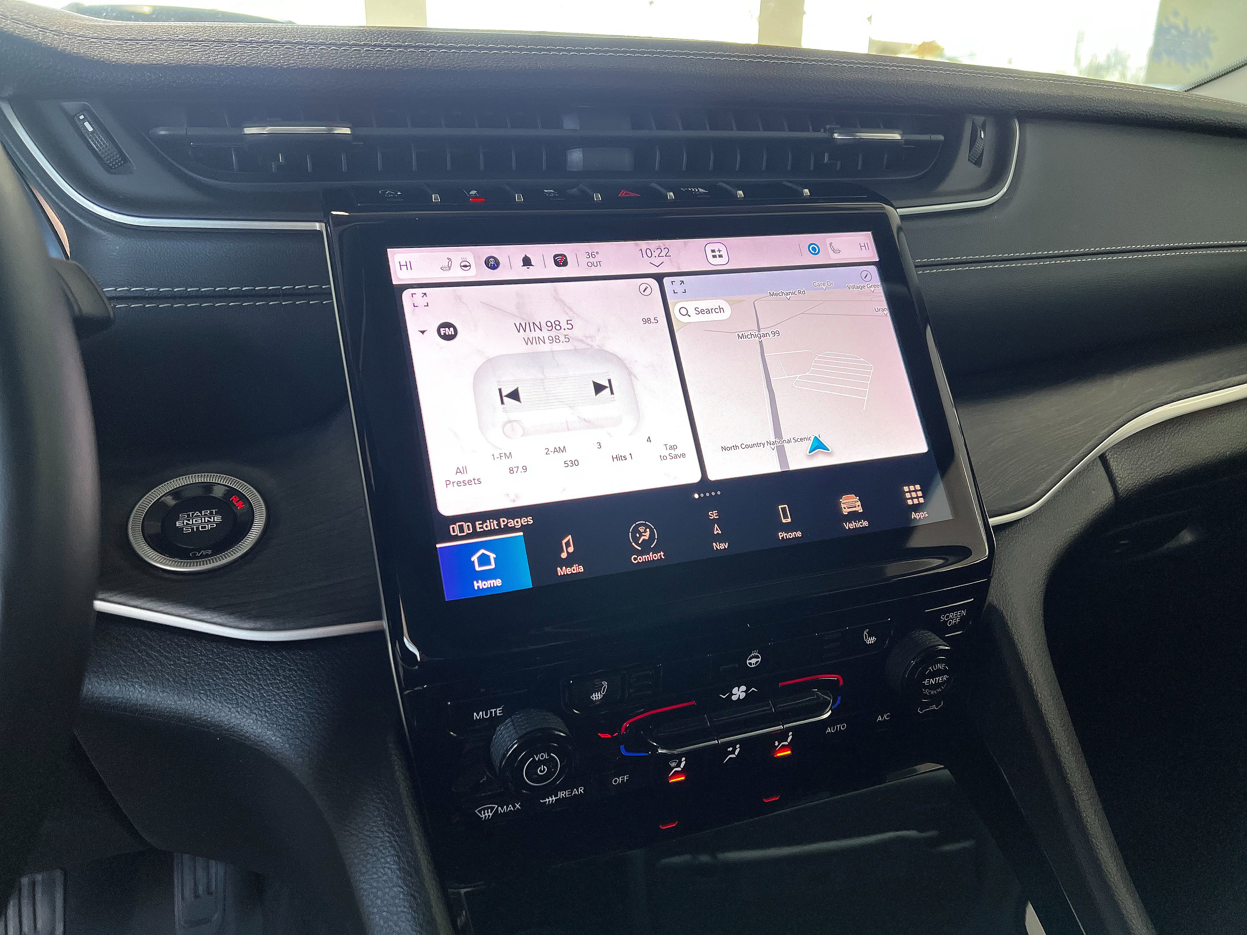 Used 2022 Jeep Grand Cherokee Limited w/ Trailer Tow Prep Group (B) image 14