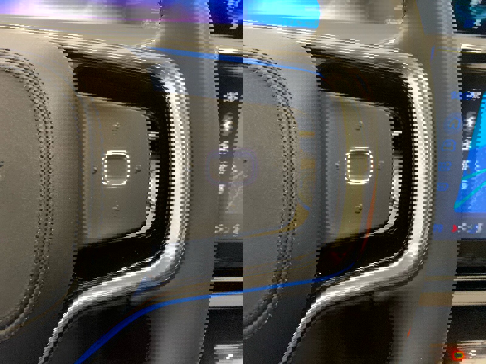 New 2026 Lincoln Nautilus Premier w/ Equipment Group 102A image 19