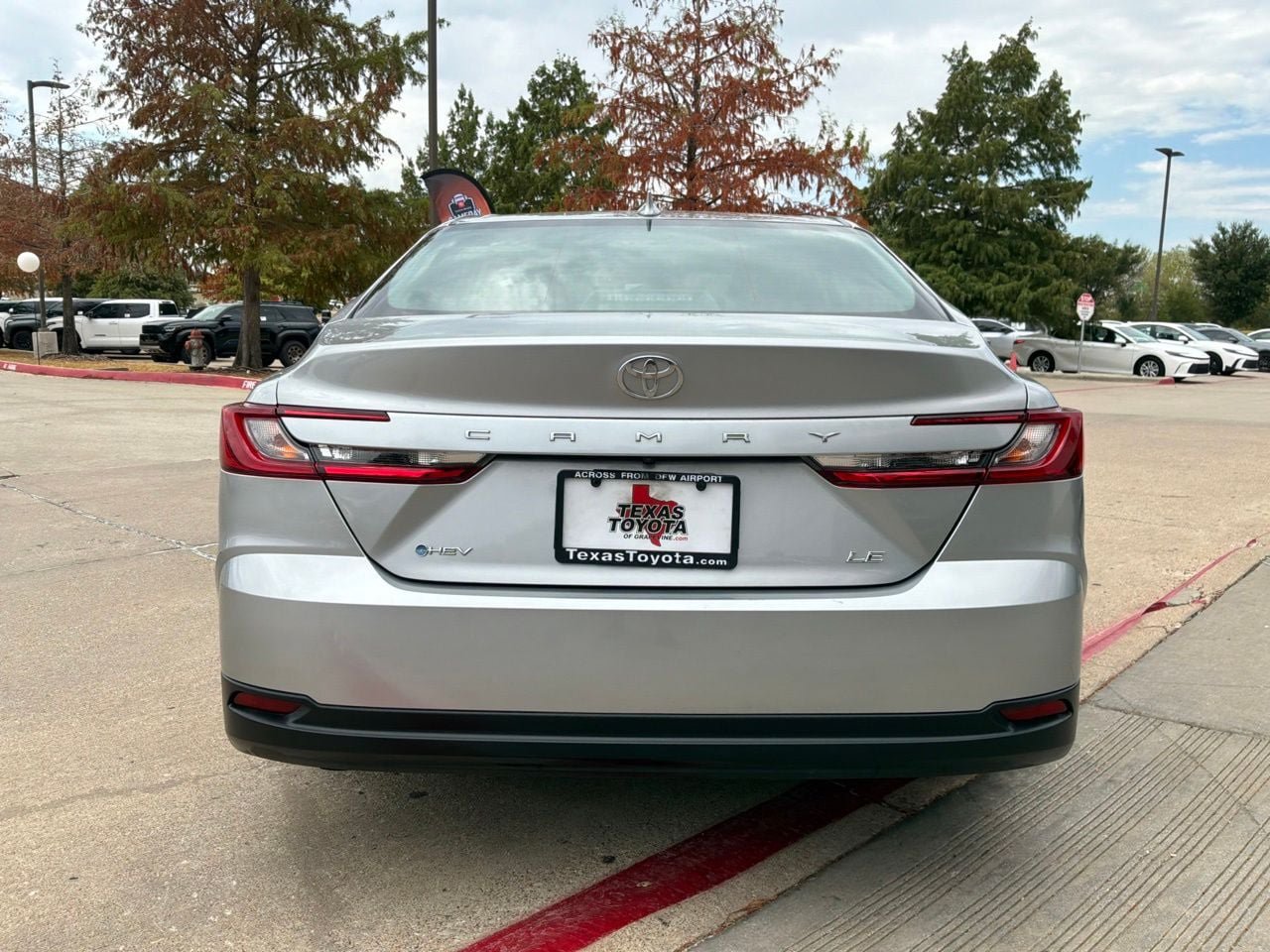 Used 2026 Toyota Camry LE FWD image 7