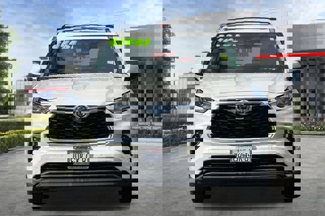 Used 2021 Toyota Highlander Limited image 10