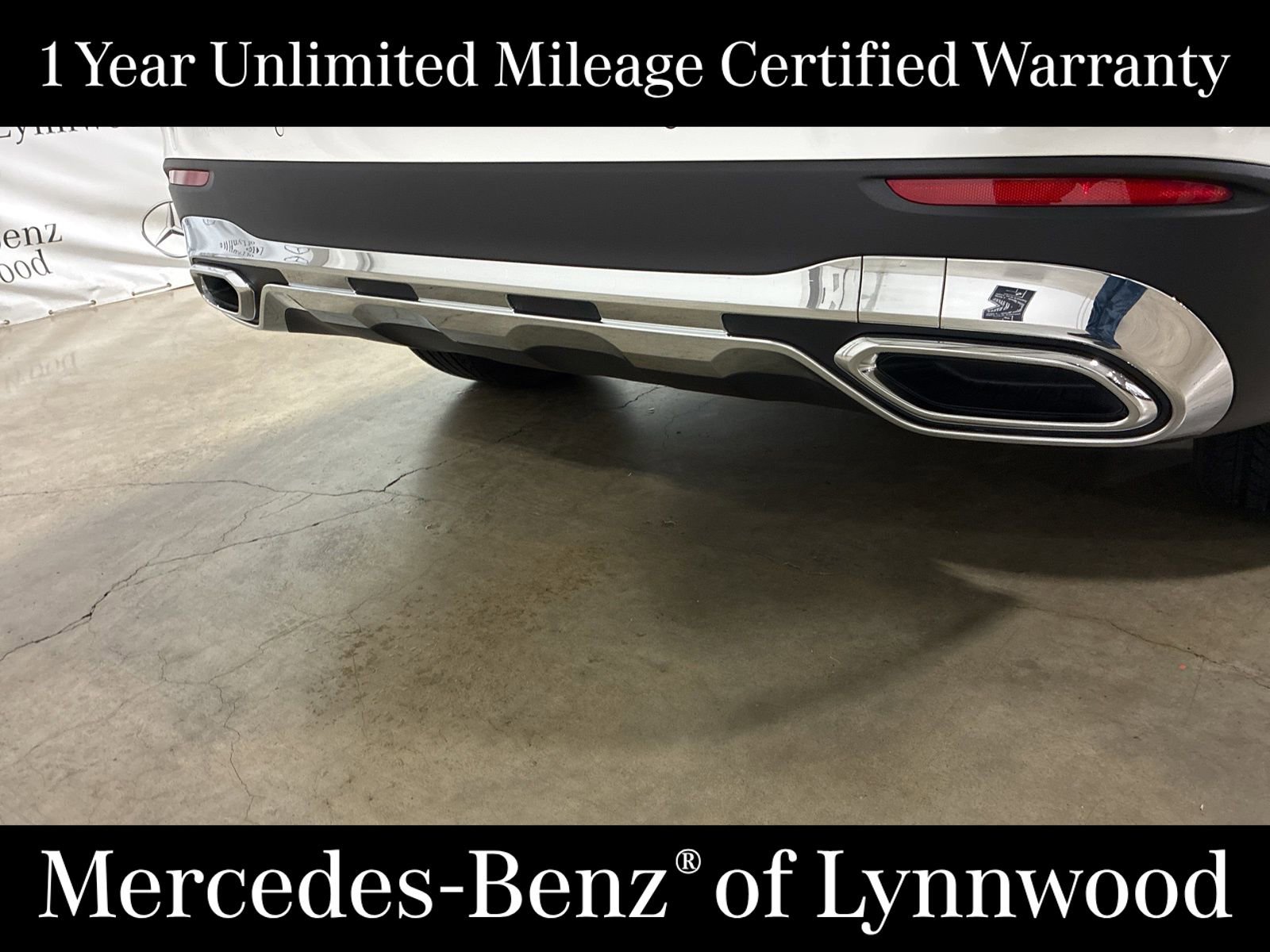 Used 2025 Mercedes-Benz GLC 300 4MATIC image 10