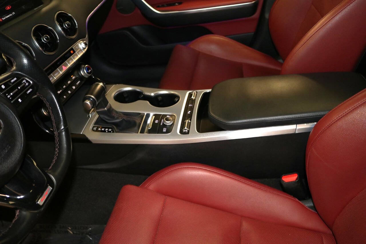 Used 2019 Kia Stinger GT1 RWD image 53