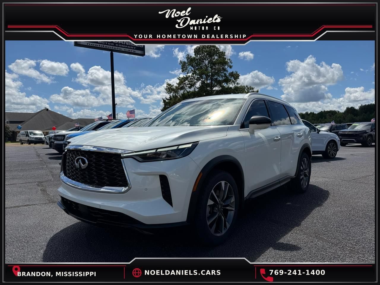 Used 2023 INFINITI QX60 Luxe w/ Cargo Package AWD/4WD image 1