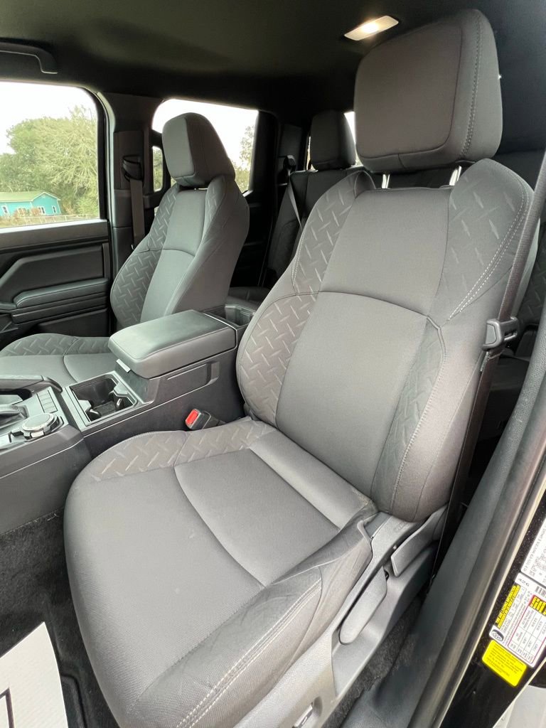 Used 2025 Toyota Tacoma SR image 10