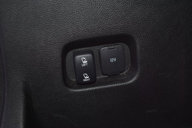 Used 2024 Ford Edge Titanium image 40