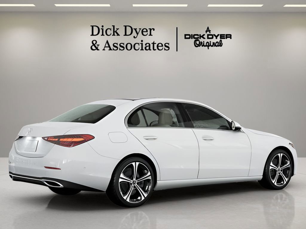 Used 2025 Mercedes-Benz C 300 Sedan image 9
