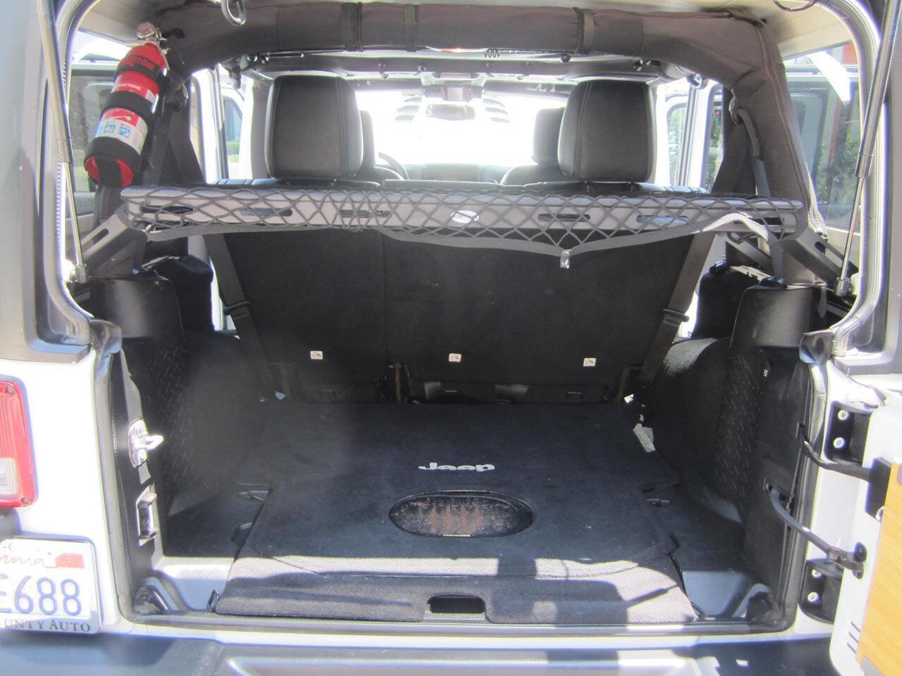 Used 2017 Jeep Wrangler Unlimited Rubicon AWD/4WD image 13
