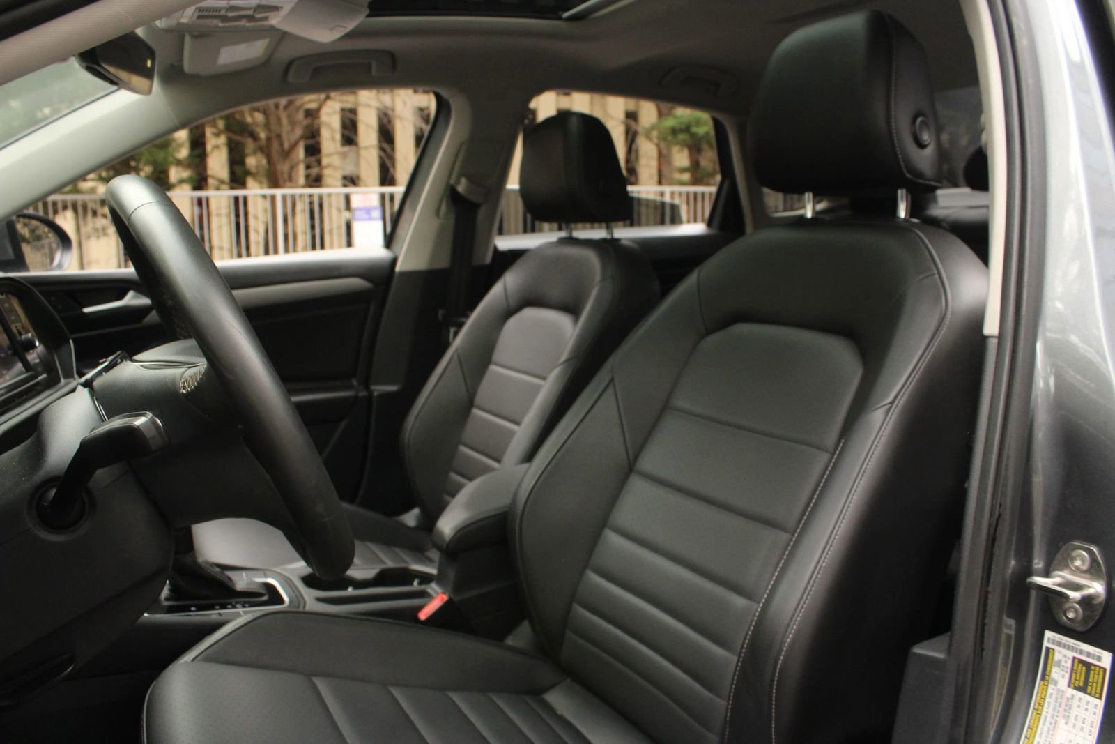 Used 2021 Volkswagen Jetta R-Line FWD image 16