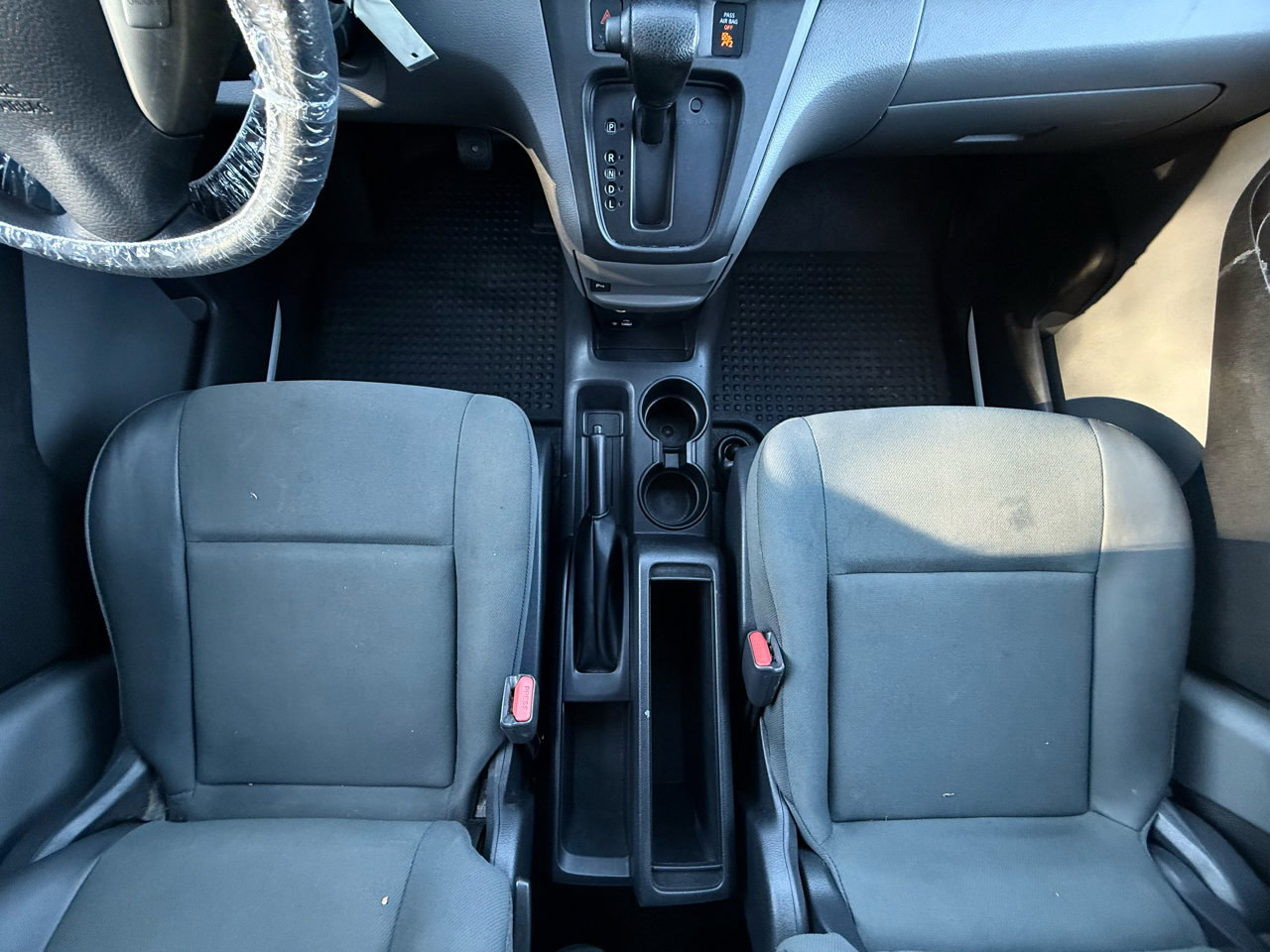 Used 2020 Nissan NV200 SV w/ Sliding Glass Door Package image 23