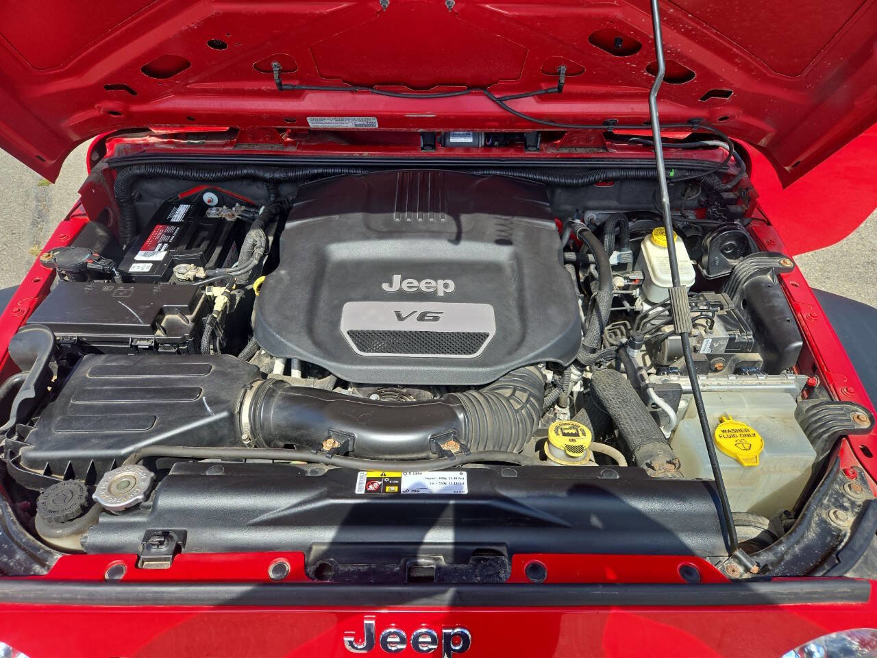 Used 2014 Jeep Wrangler Unlimited Sport w/ Quick Order Package 24S image 38