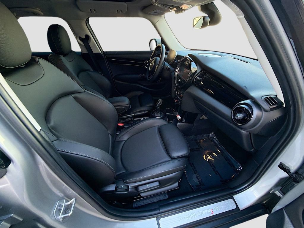 Used 2024 MINI Cooper S image 30