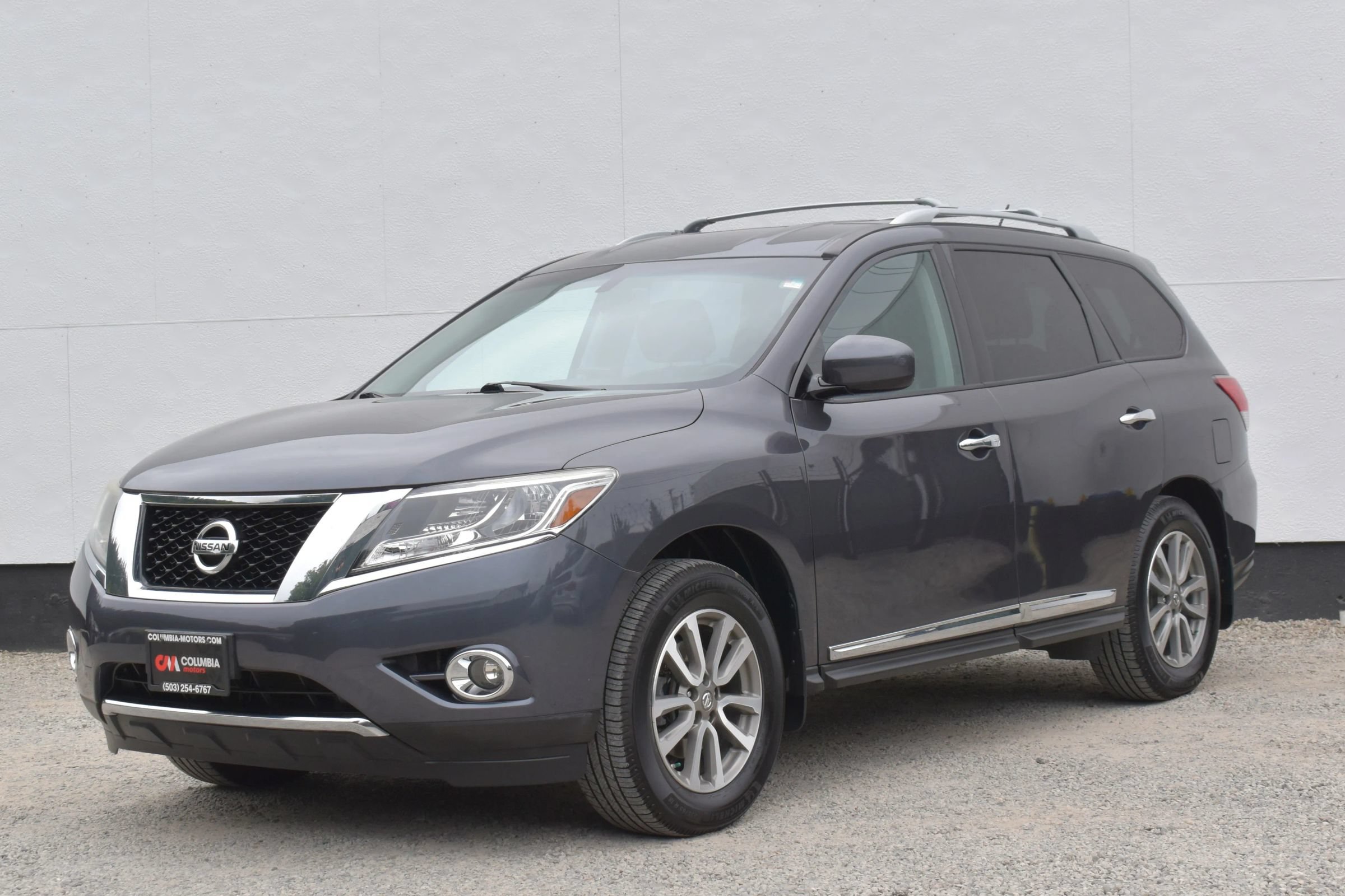 Used 2013 Nissan Pathfinder SL w/ Cargo Pkg AWD/4WD image 8
