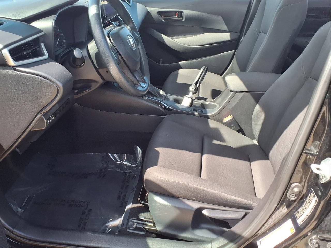 Used 2024 Toyota Corolla LE FWD image 12