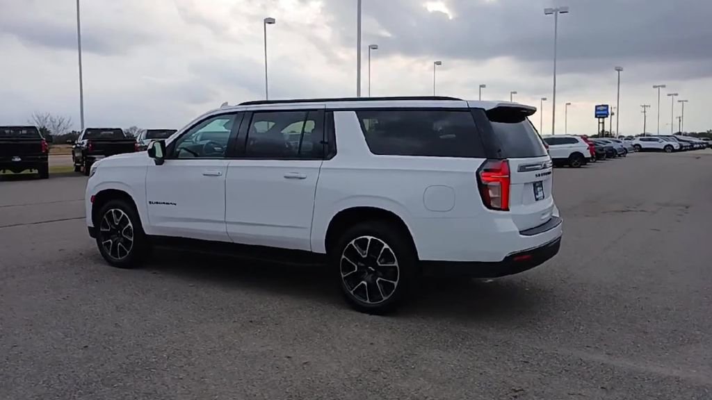 Certified 2021 Chevrolet Suburban RST image 6