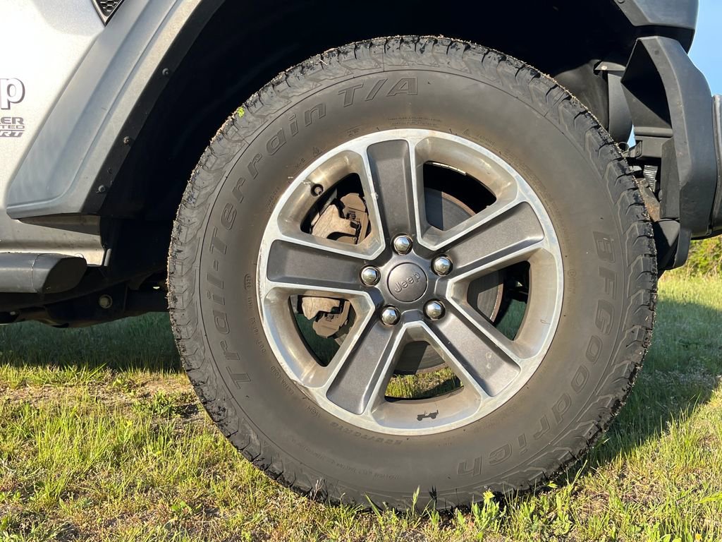 Used 2018 Jeep Wrangler Unlimited Sport S AWD/4WD image 2