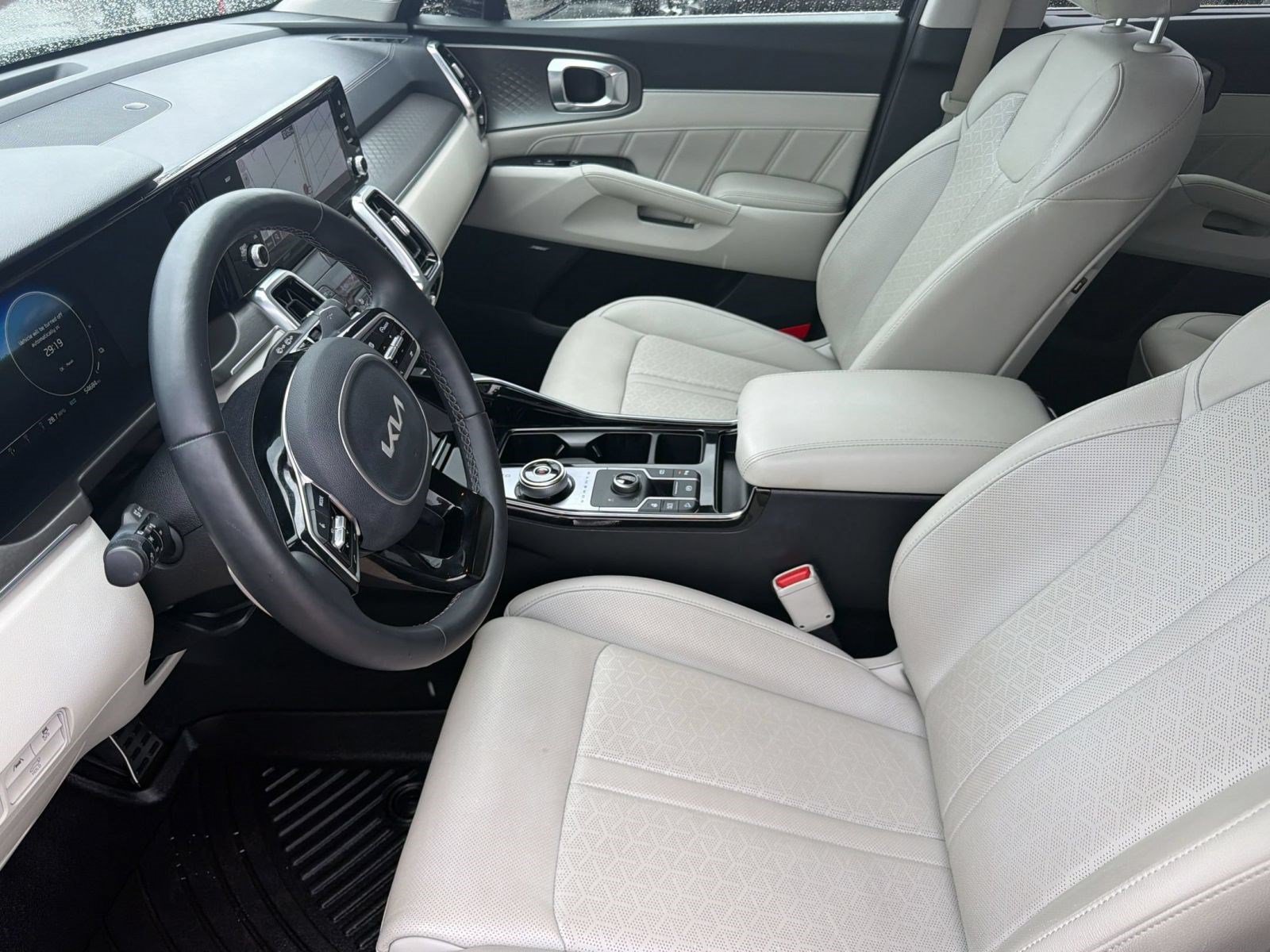 Used 2023 Kia Sorento SX Prestige AWD/4WD image 4