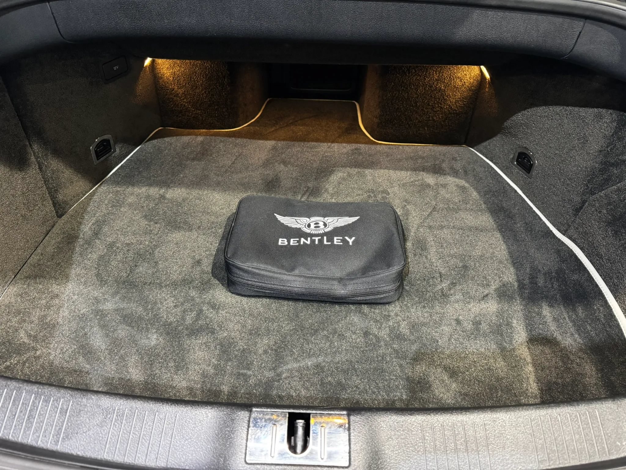 Used 2017 Bentley Continental GT AWD/4WD image 39