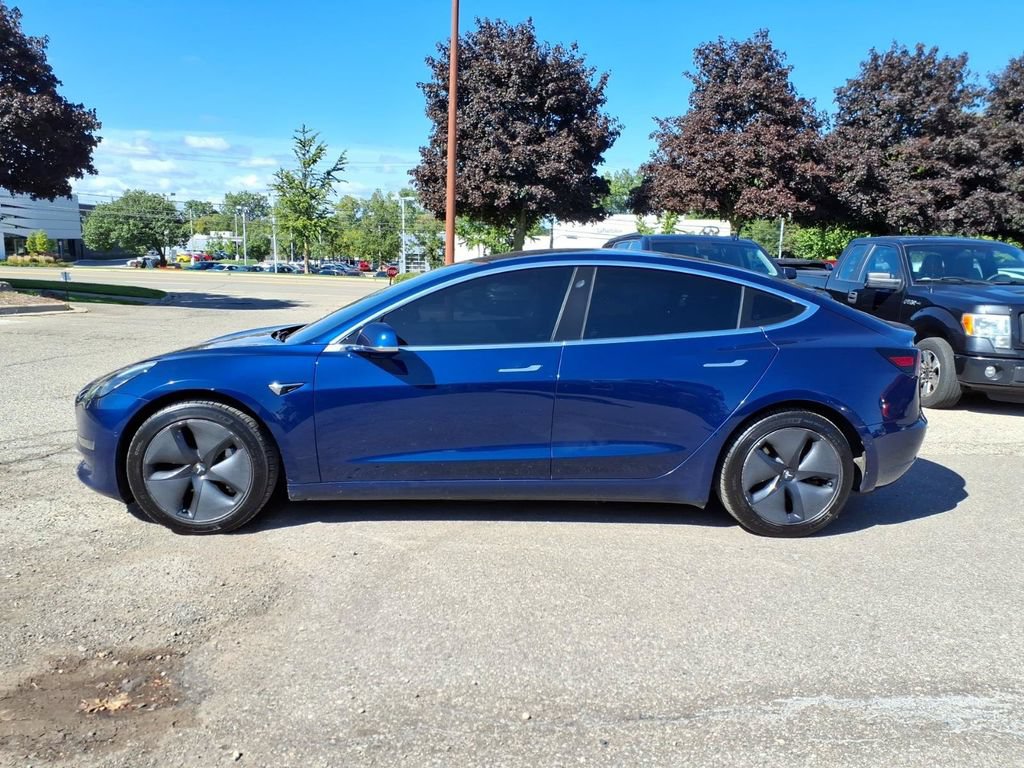 Used 2018 Tesla Model 3 Long Range AWD/4WD image 2