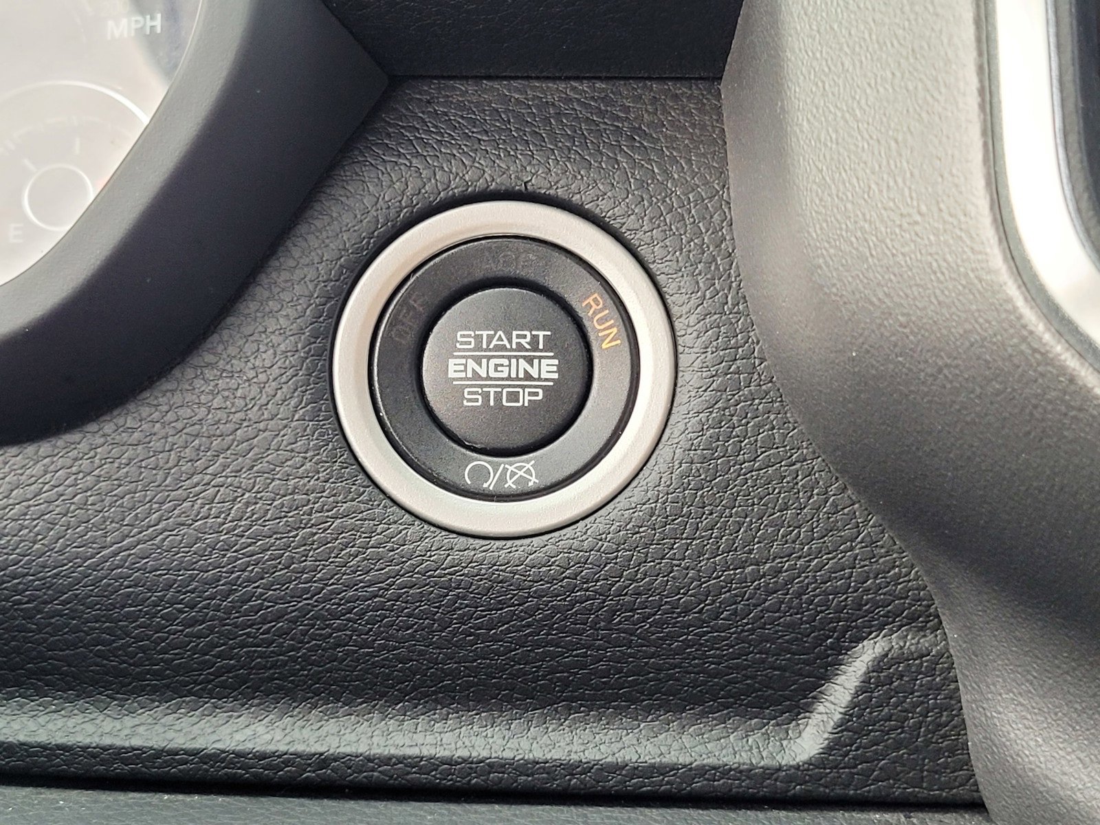 Used 2024 RAM 2500 Big Horn w/ Bed Utility Group image 24