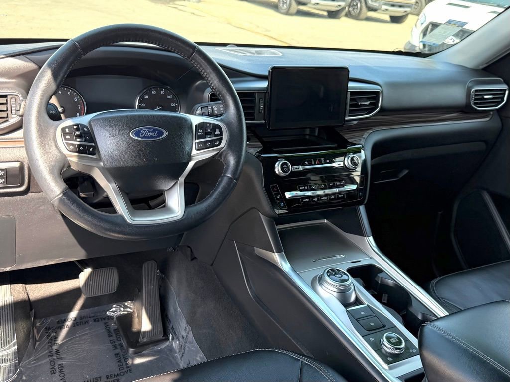 Certified 2023 Ford Explorer Limited image 27