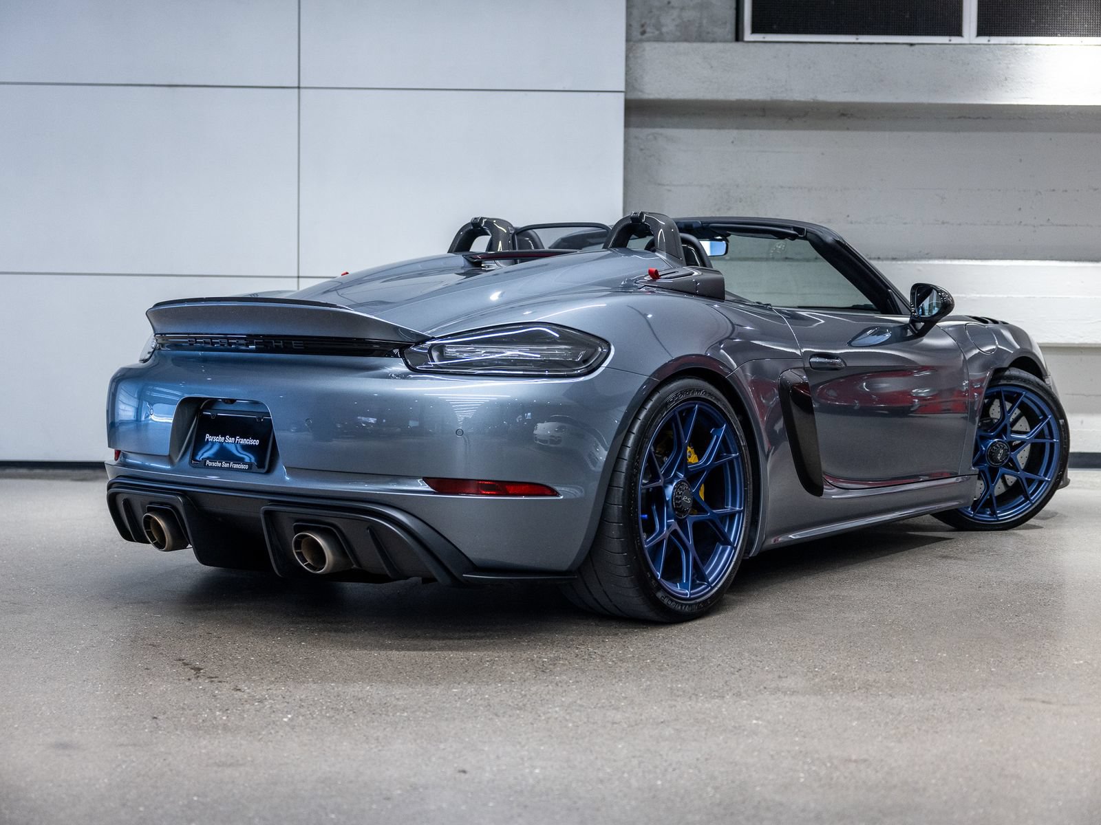 Certified 2025 Porsche 718 Boxster Spyder RS w/ Weissach Package RWD image 8