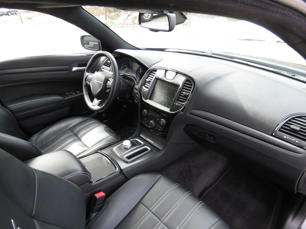 Used 2016 Chrysler 300 S w/ 300S Premium Group image 14
